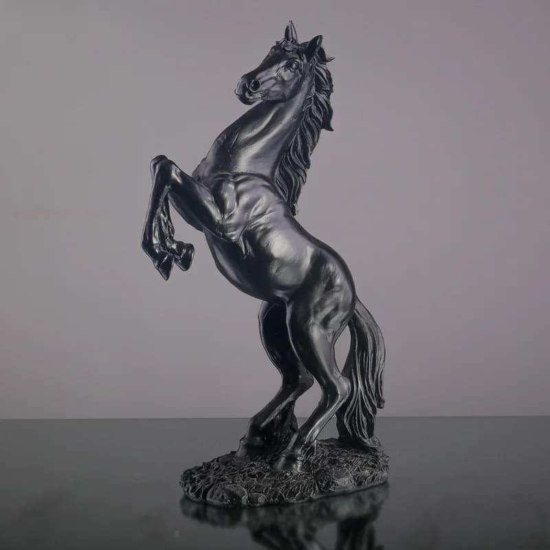 Escultura de Resina Cavalo Nórdico